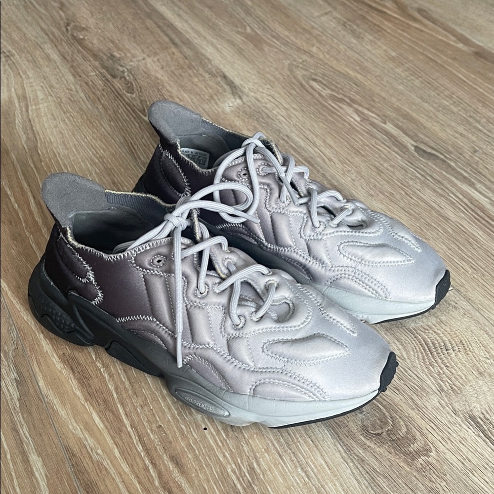 ADIDAS OZWEEGO TECH  Sneakers